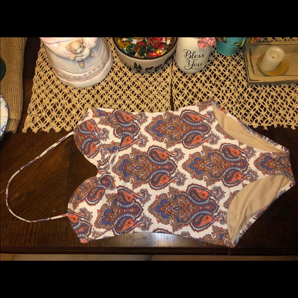 NWOT Paisley Swimsuit